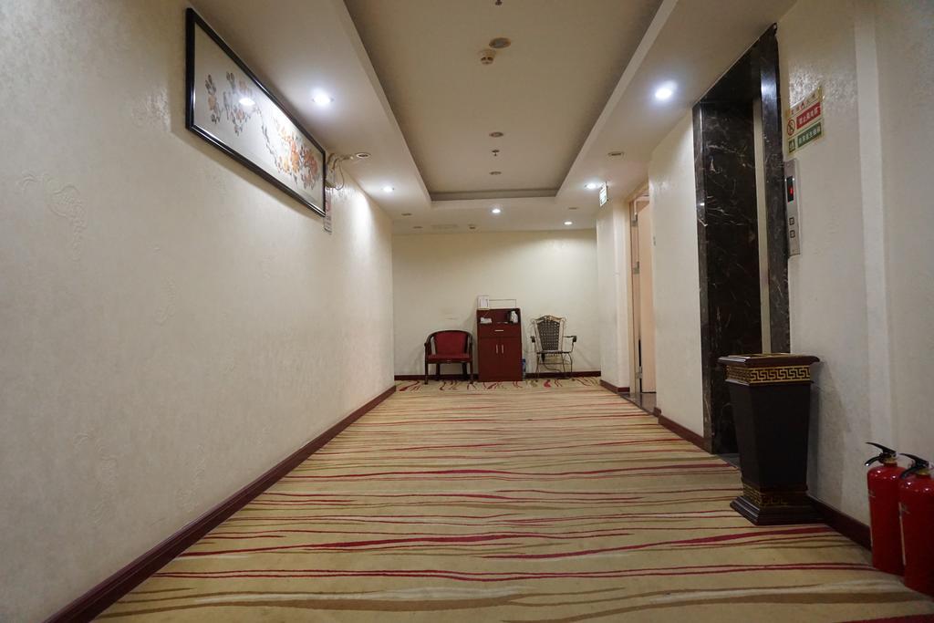 Guangdong Oversea Chinese Hotel 广州 外观 照片