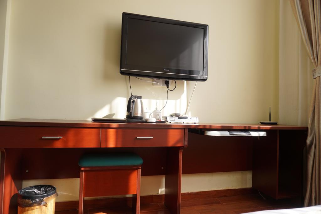 Guangdong Oversea Chinese Hotel 广州 外观 照片