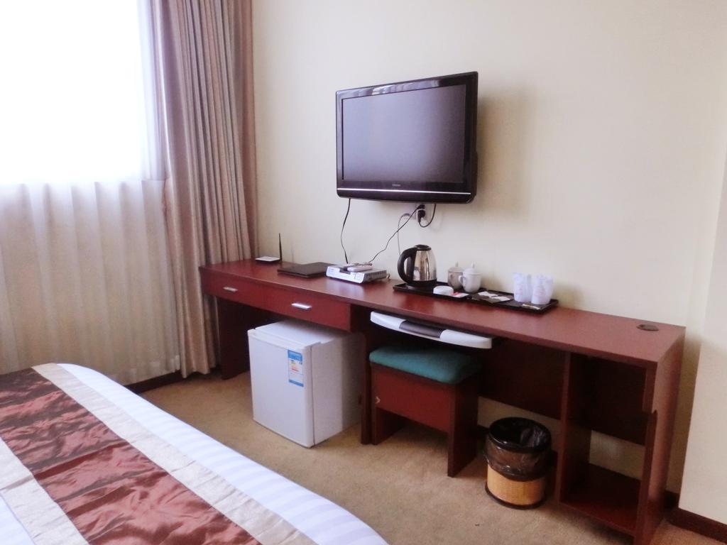 Guangdong Oversea Chinese Hotel 广州 外观 照片