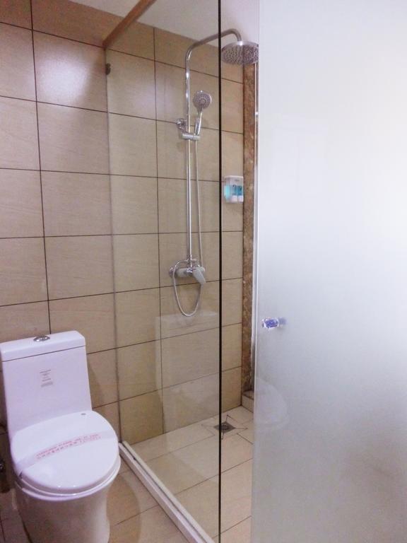 Guangdong Oversea Chinese Hotel 广州 外观 照片